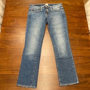 Lucky Brand 4/27 Light Wash Short Inseam Jeans